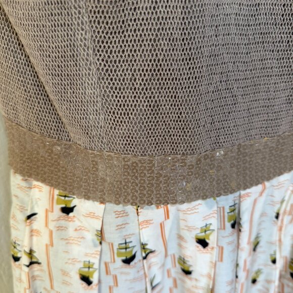 Super cute sailboat dress - Picture 2 of 5